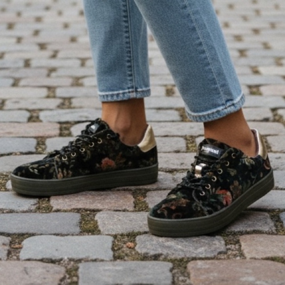 EUC - Desigual Black Floral Velvet Sneakers - Size 38